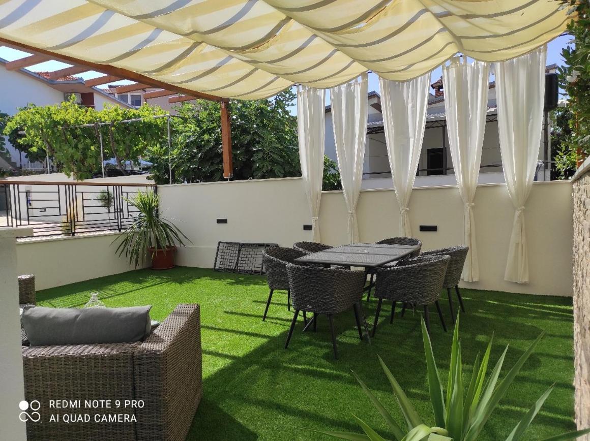 Villa Borna B20 Trogir Exteriör bild