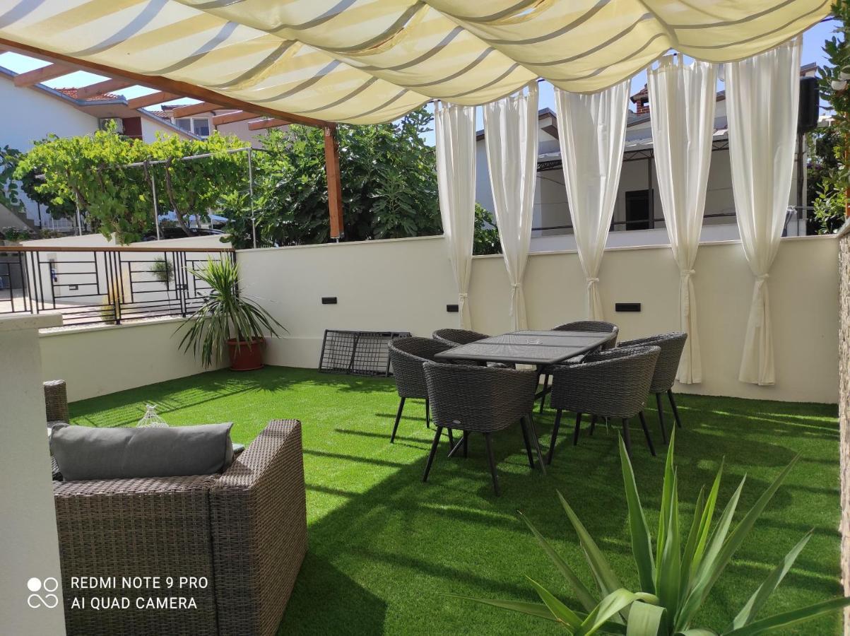 Villa Borna B20 Trogir Exteriör bild